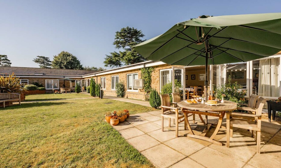Four Oaks Care Home